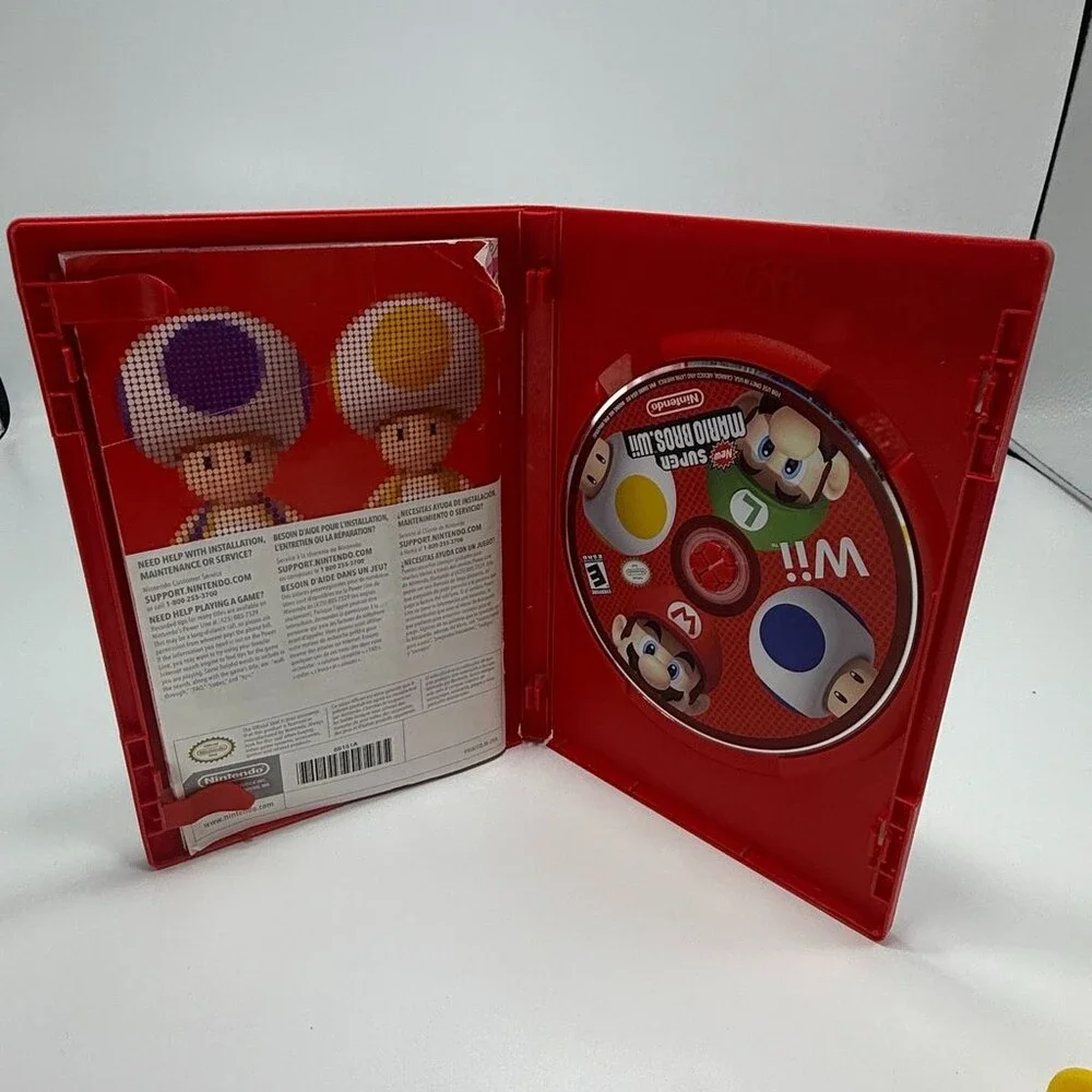 New Super Mario Bros. Wii (Nintendo Wii, 2009) Complete W/ Manual